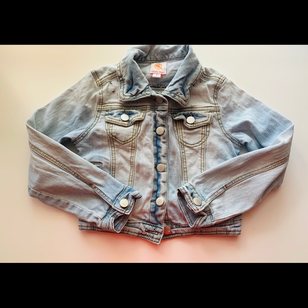 Teen jean jacket 💁🏽‍♀️